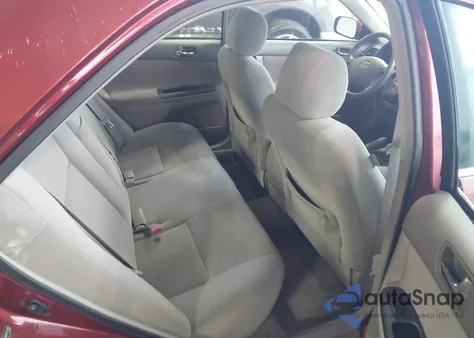 2006 Toyota Camry Le/Xle/Se from USA, damaged, VIN 4T1BE30K06U152998